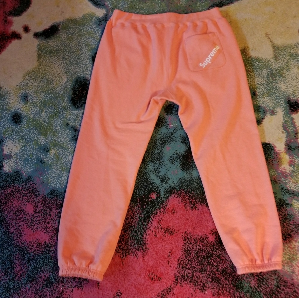 Supreme sweatpants